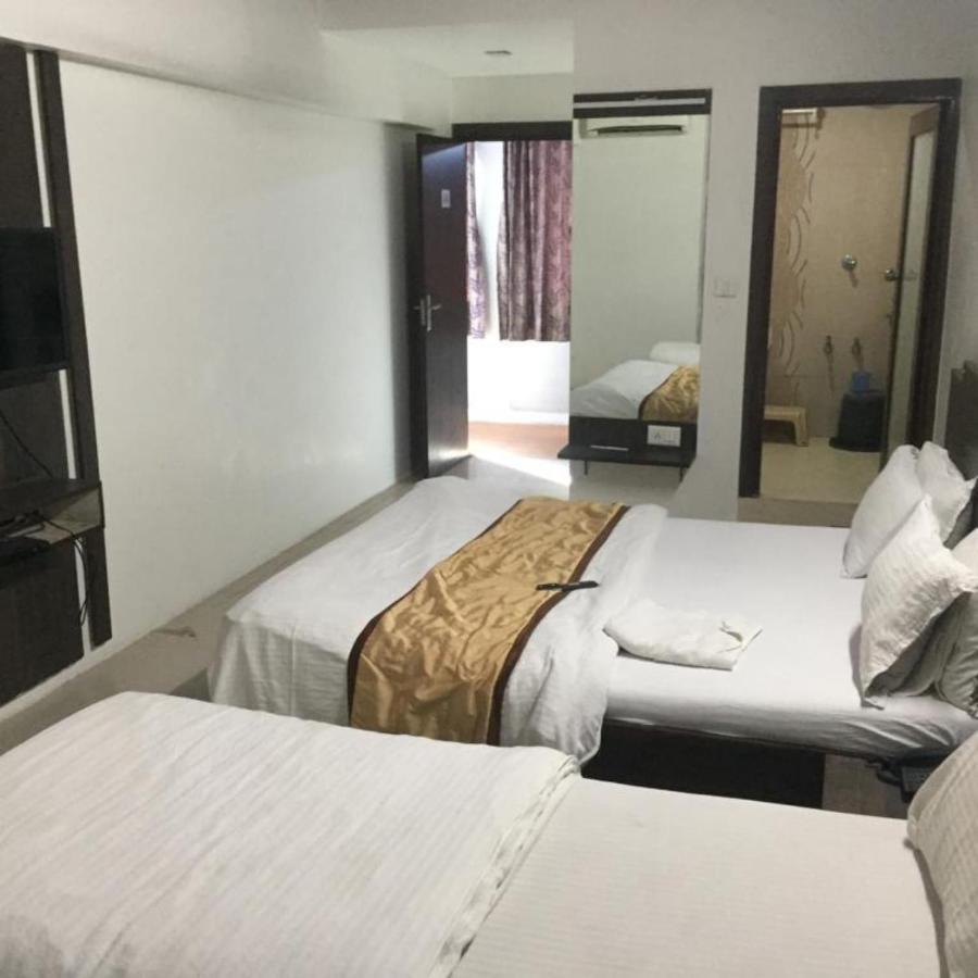 Hotel Long Stay 阿穆达巴 外观 照片