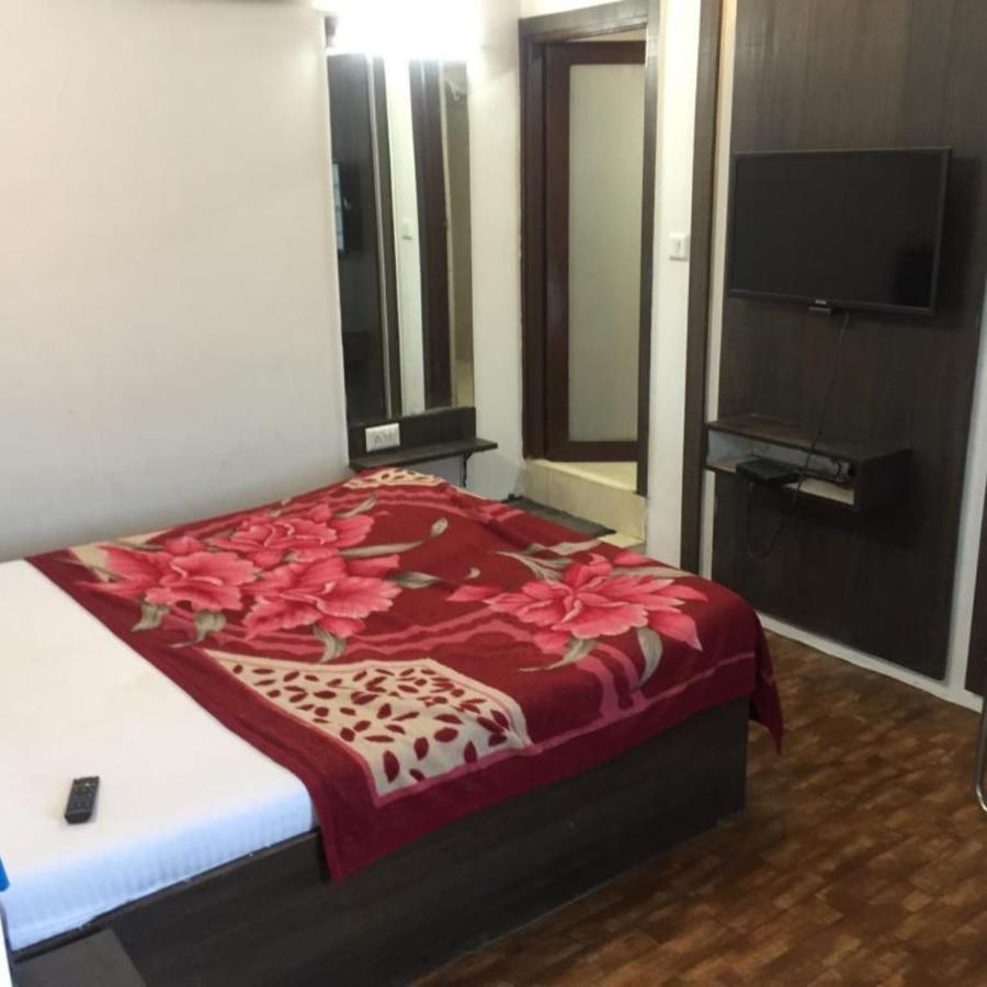 Hotel Long Stay 阿穆达巴 外观 照片